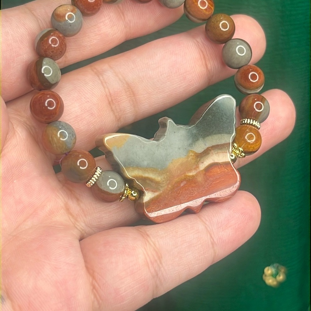 Polychrome Yinglong Carving Bracelet - Picture 8 of 16